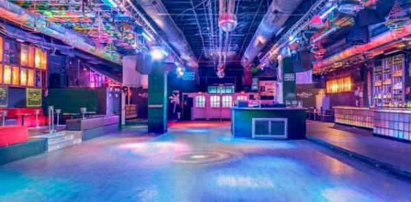 Fiesta Nochevieja discoteca Mitty Cats Madrid