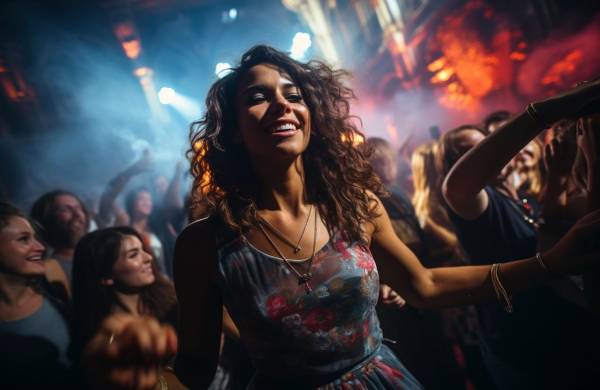 Fiesta Sabados Discoteca Moondance Madrid