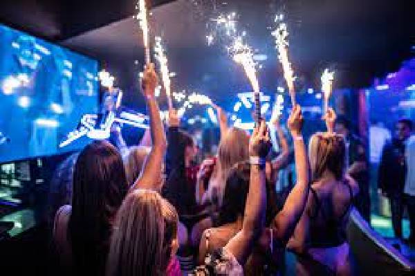 Fiesta Viernes Tiffany's